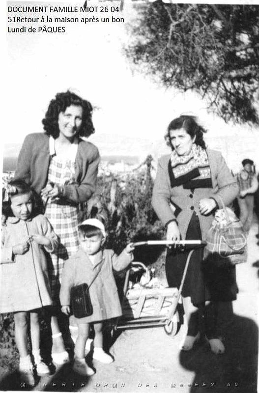 Oran- SDV- 5037- 1951 04 26 PAQUES A SANTA CRUZ ou AUX PLANTEURS. 3  .JPG